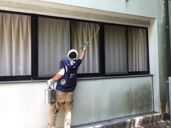 特別養護老人ホームの害虫防除作業｜京都府宇治田原町スライダー2