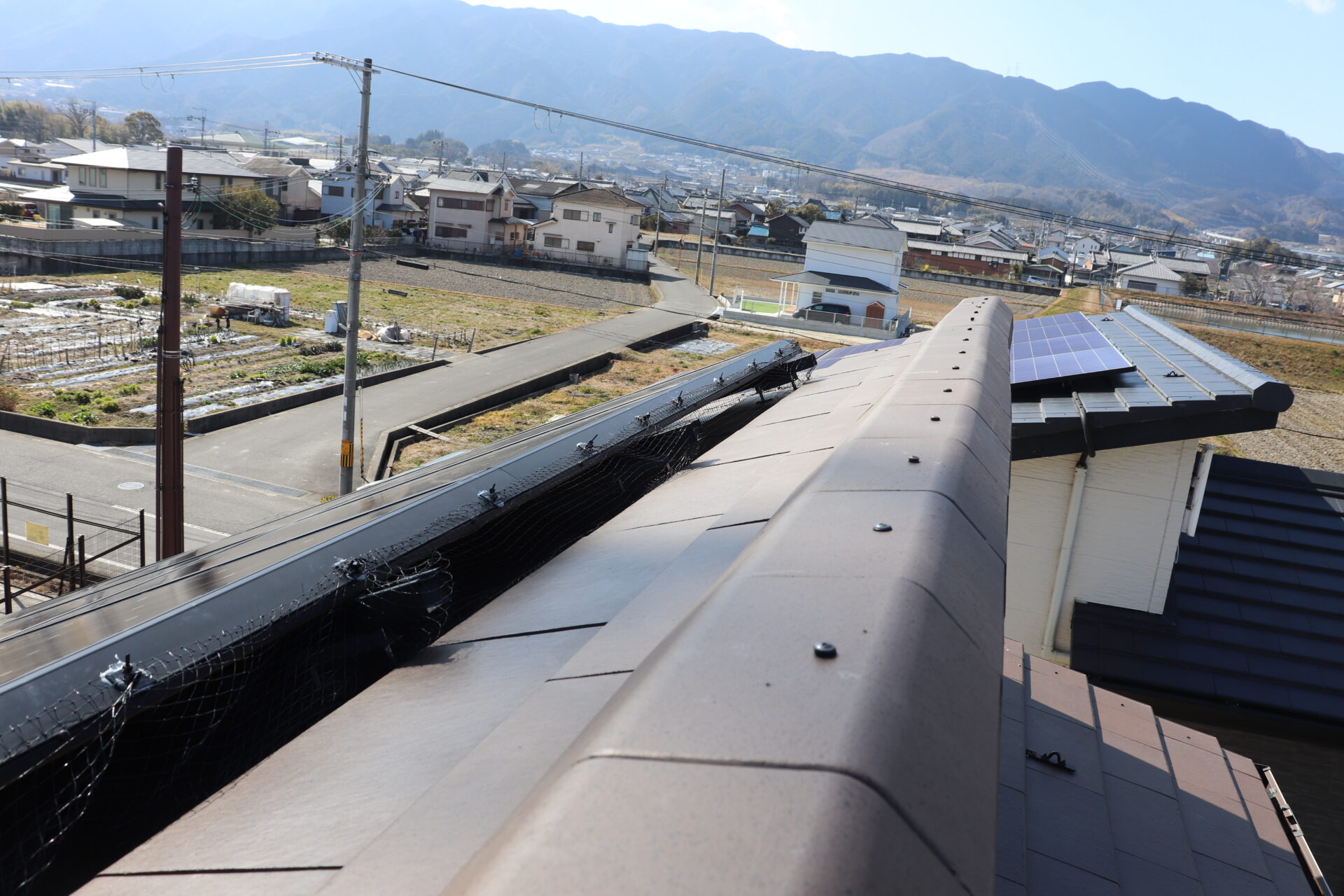 [鳥対策]太陽光パネル　防鳥ネット設置(奈良県）スライダー5